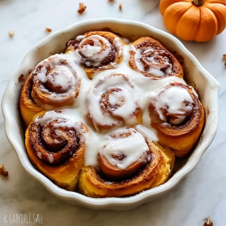 Pumpkin Cream Cheese Cinnamon Rolls Recipe